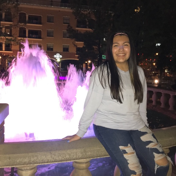 Meet your Posher, Johanna - Picture 1 of 1